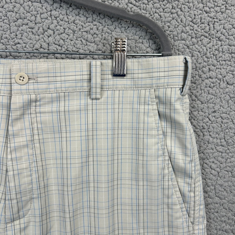 NIKE GOLF Shorts Men's Beige Plaid Size 34 FITDRY Stretch Performance - Picture 2 of 10